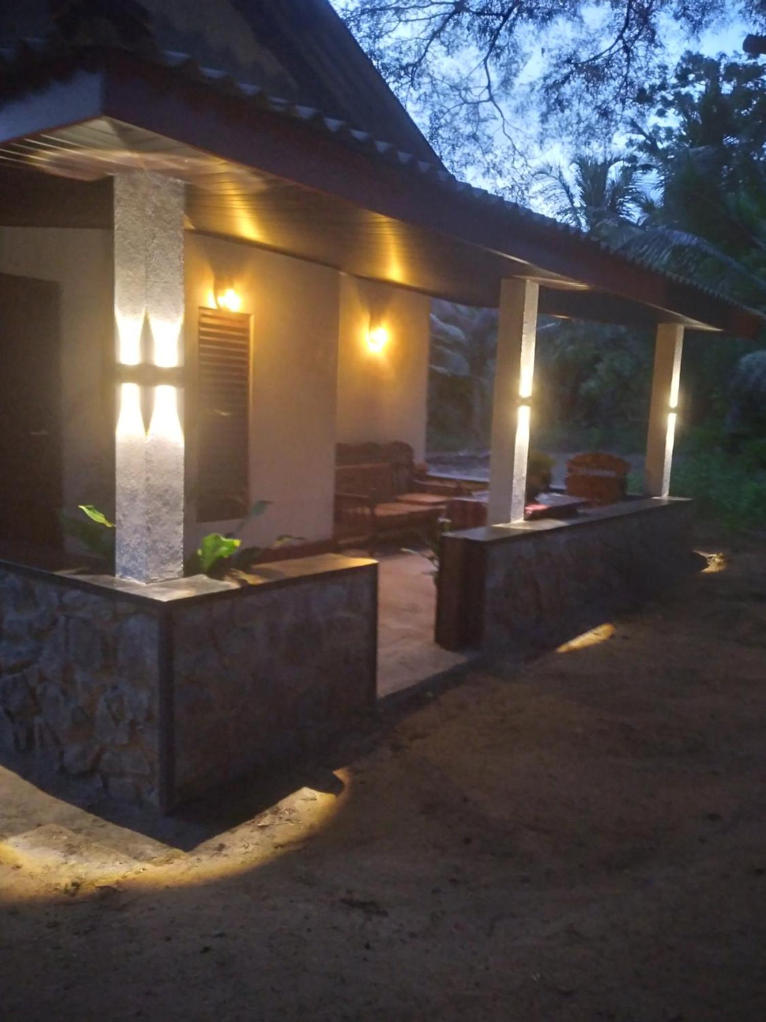 Soma Cabana, Homestay & Restaurant Tangalle Εξωτερικό φωτογραφία